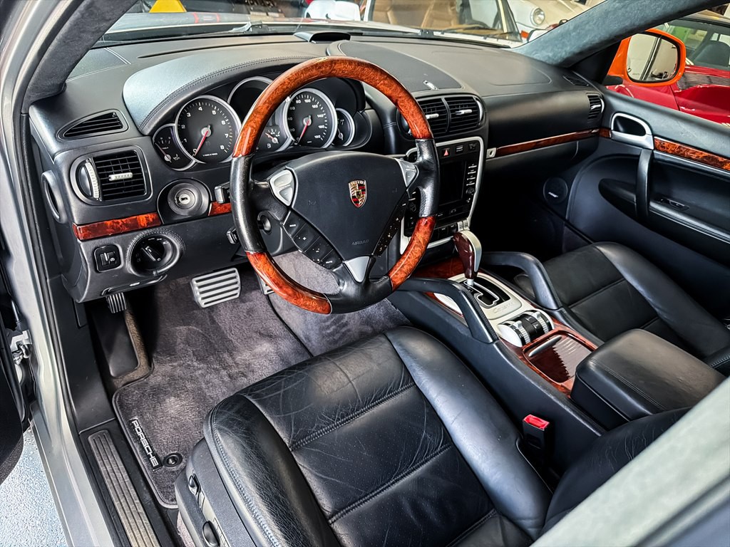 2006 Porsche Cayenne Image 16