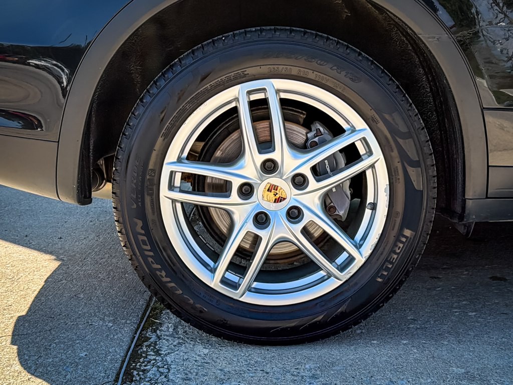2014 Porsche Cayenne Image 14