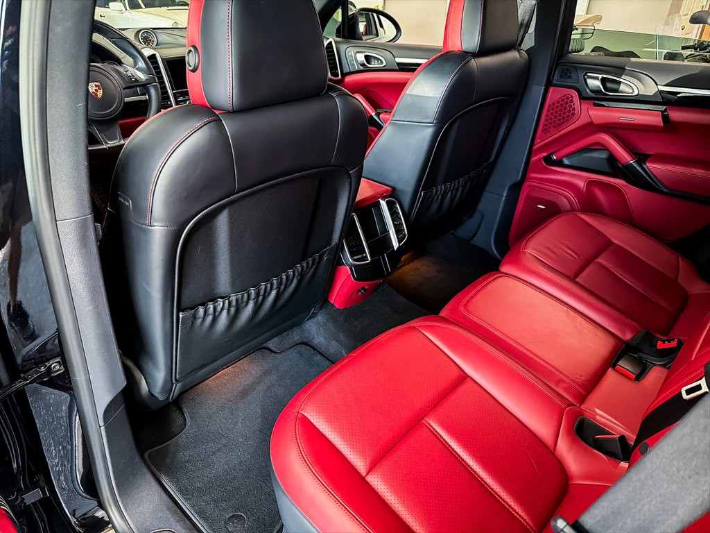 2014 Porsche Cayenne Image 20