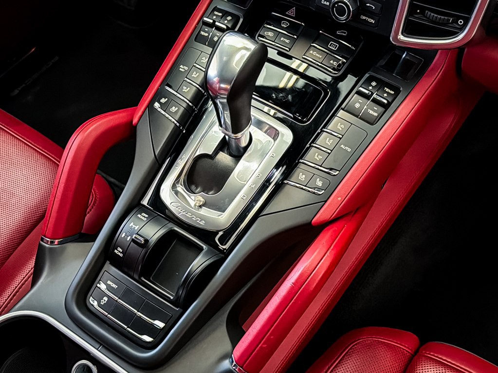 2014 Porsche Cayenne Image 31
