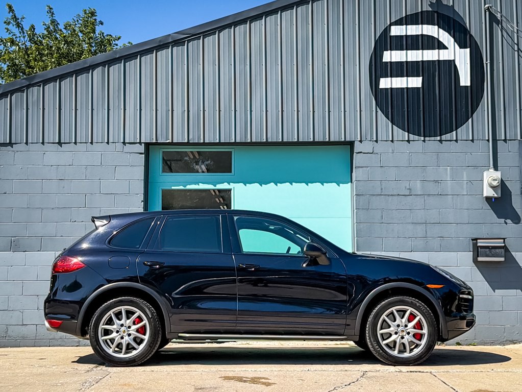 2014 Porsche Cayenne Image 10