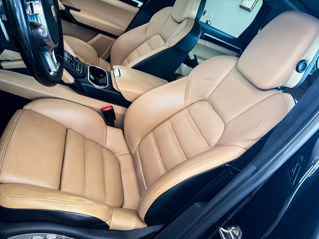 2014 Porsche Cayenne Image 18