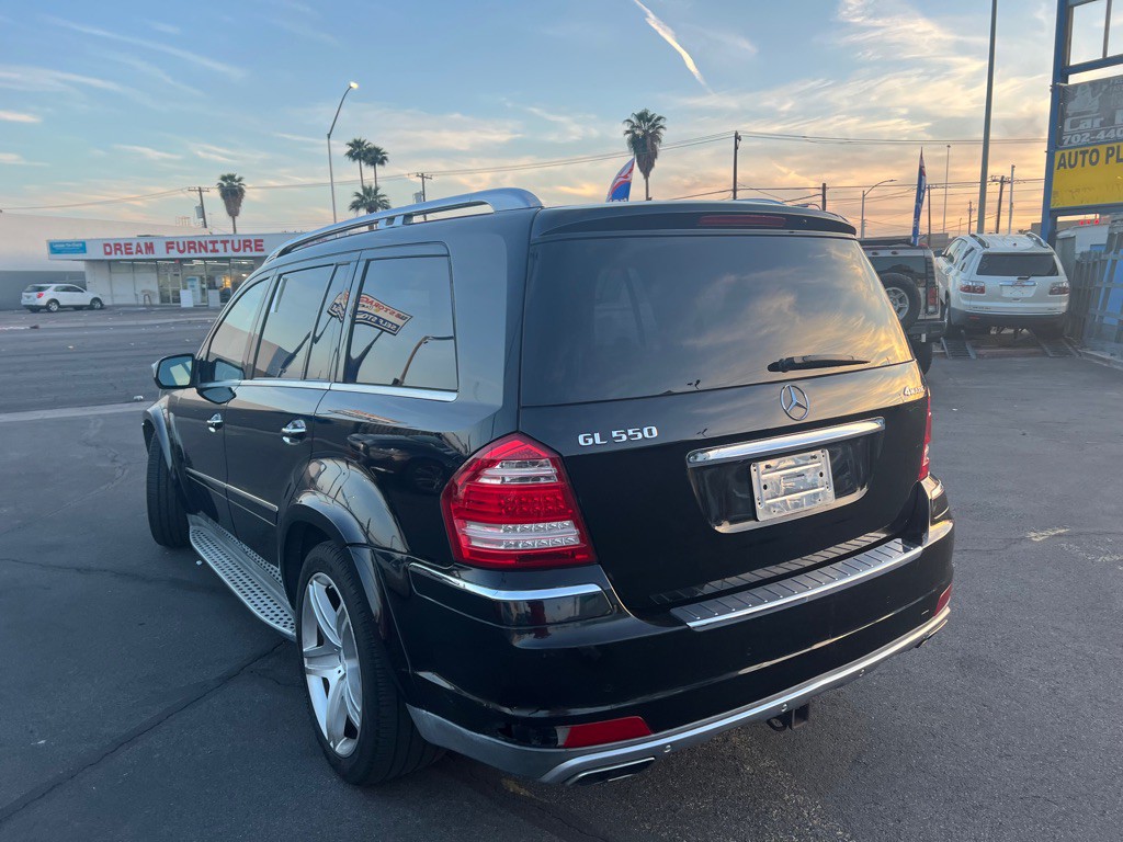 2010 Mercedes-Benz GL-Class Image 5