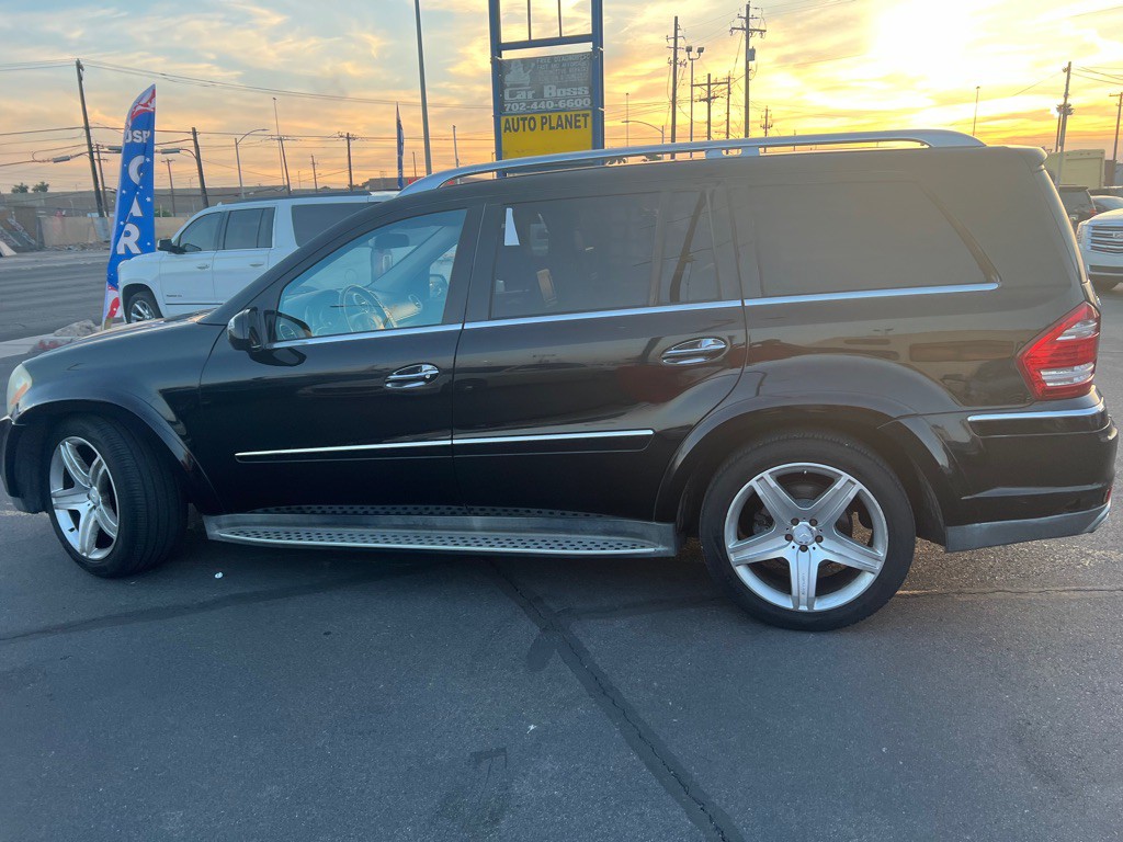 2010 Mercedes-Benz GL-Class Image 6
