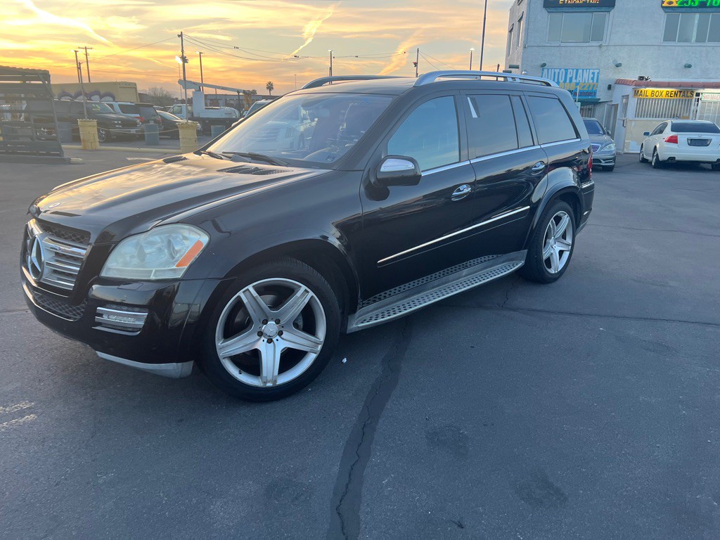 2010 Mercedes-Benz GL-Class Image 7