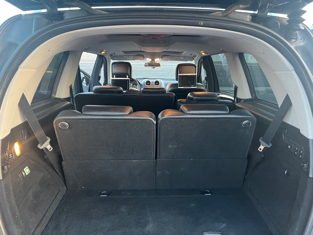 2010 Mercedes-Benz GL-Class Image 24