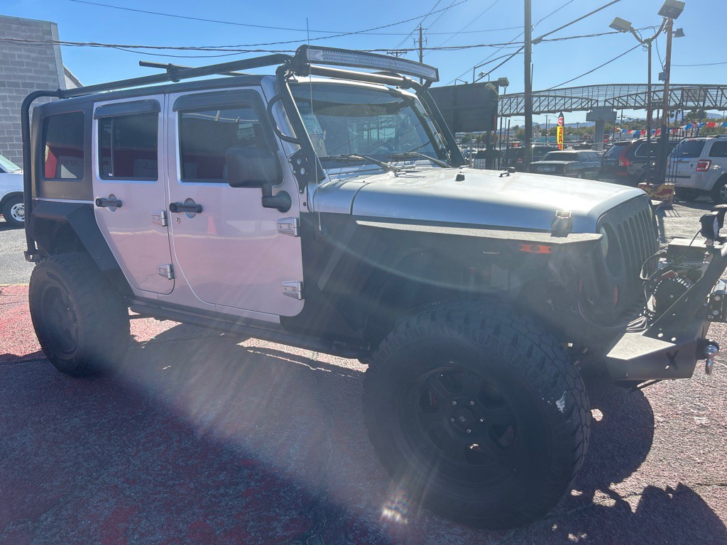 2008 Jeep Wrangler Unlimited Image 2