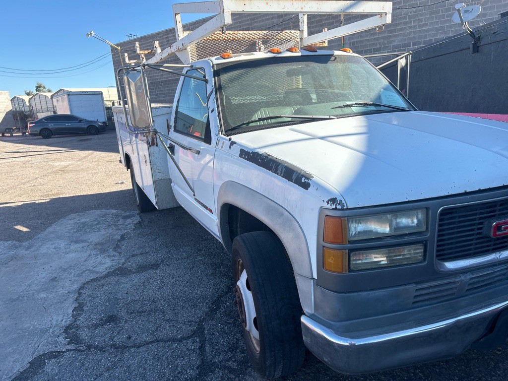 1996 GMC Sierra Image 3
