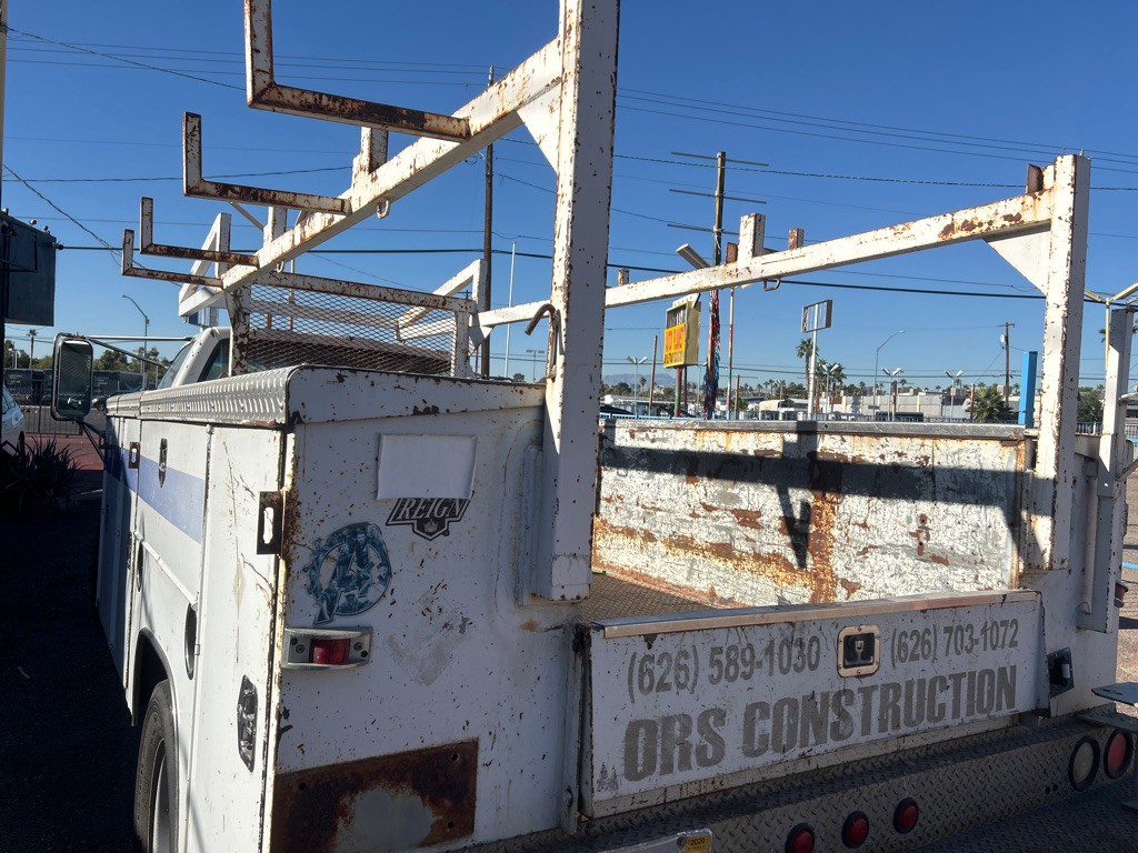 1996 GMC Sierra Image 6