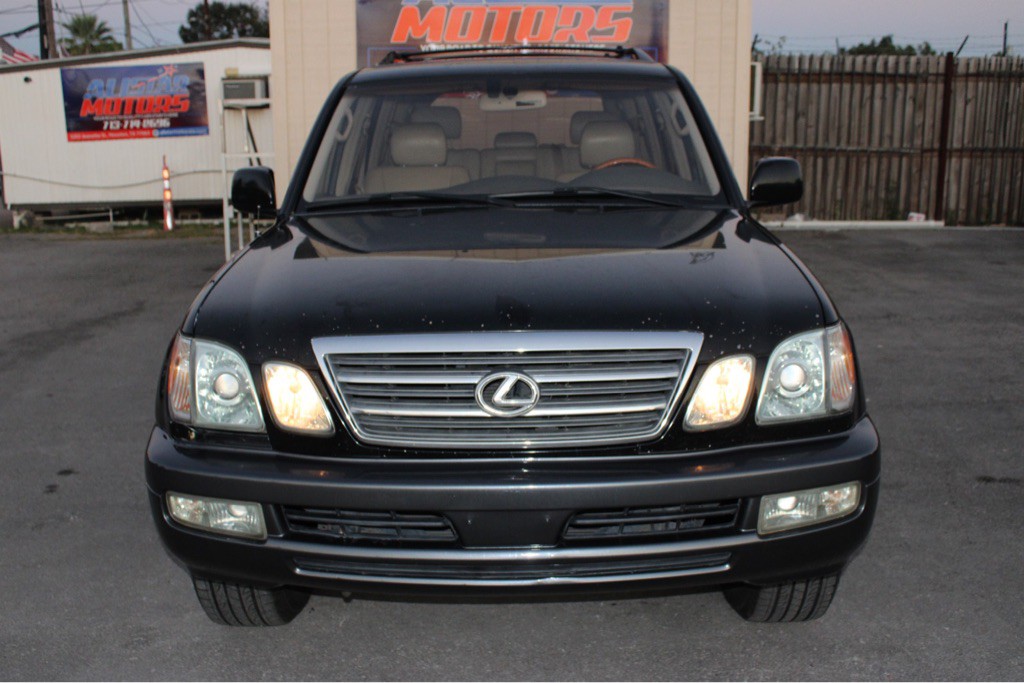 2003 Lexus LX 470 Image 5