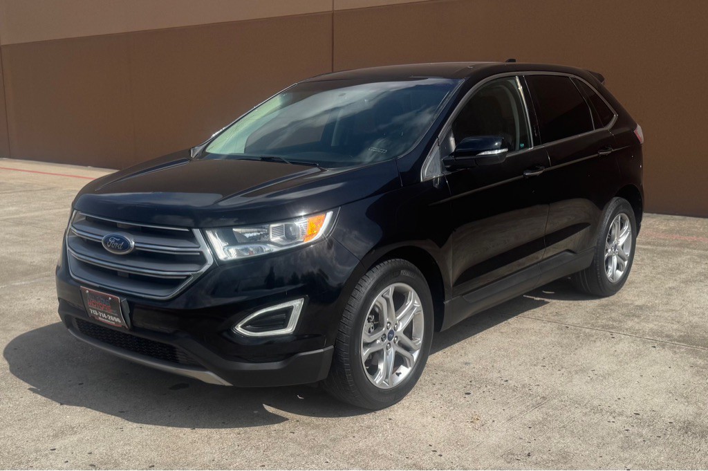 2017 Ford Edge Image 2