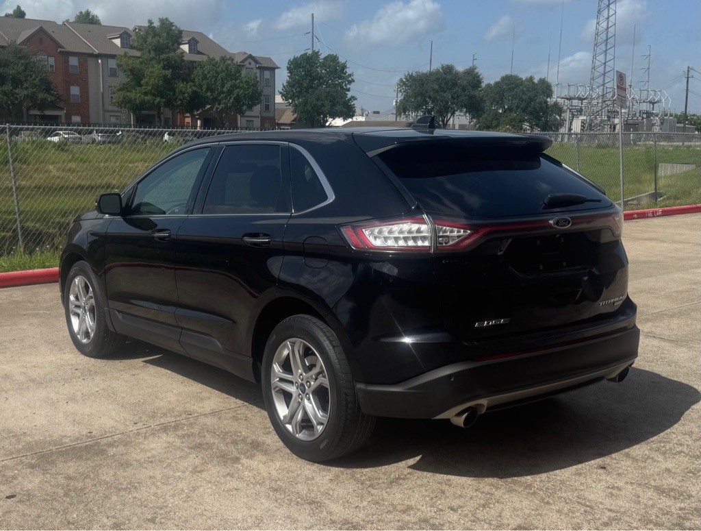2017 Ford Edge Image 4