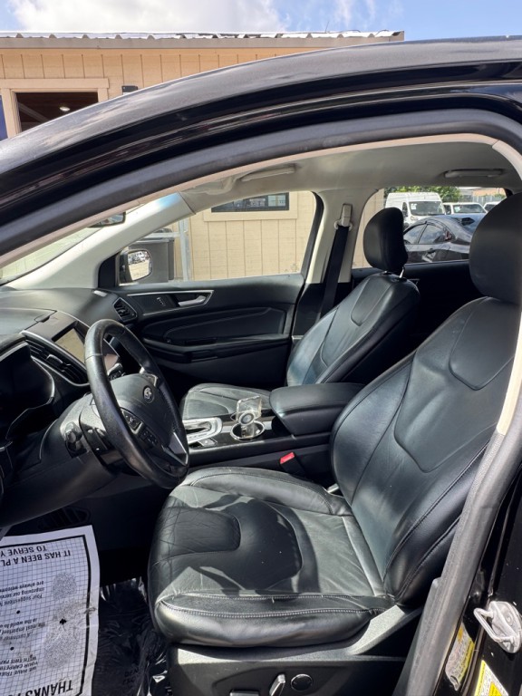 2017 Ford Edge Image 15