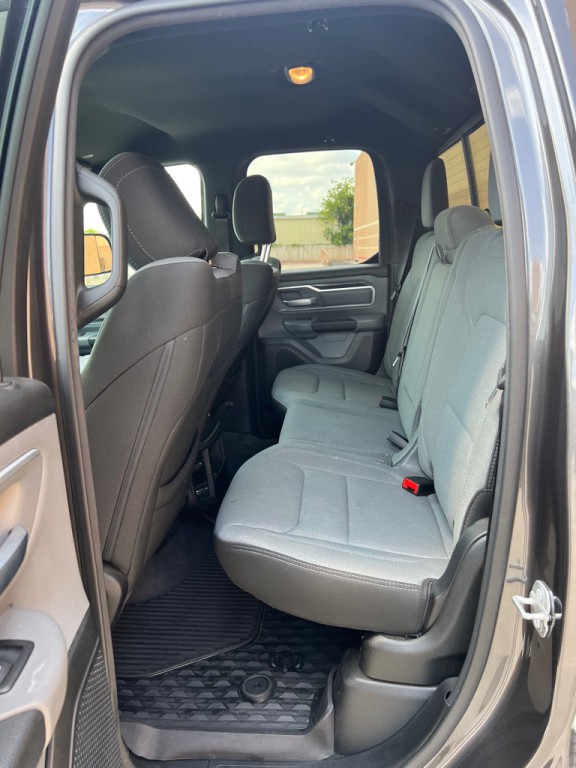 2021 RAM 1500 Image 12