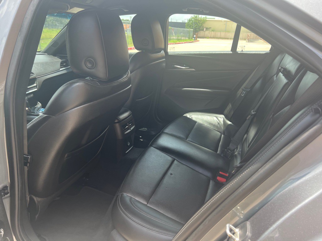 2021 Cadillac CT4 Image 10