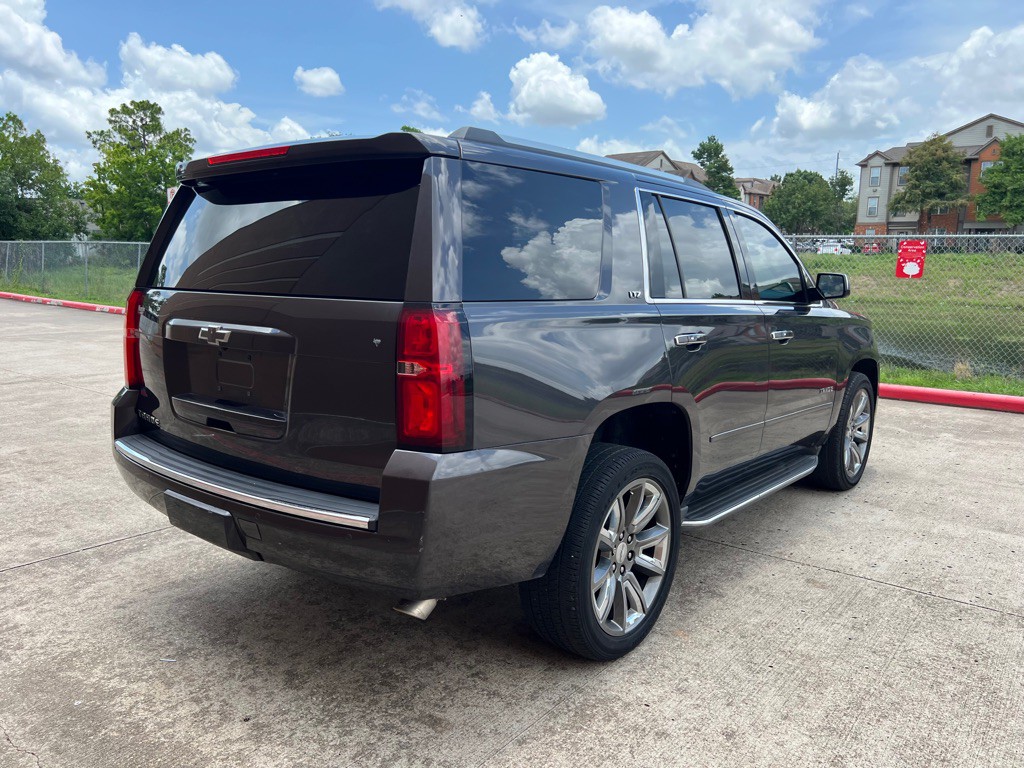2016 Chevrolet Tahoe Image 3