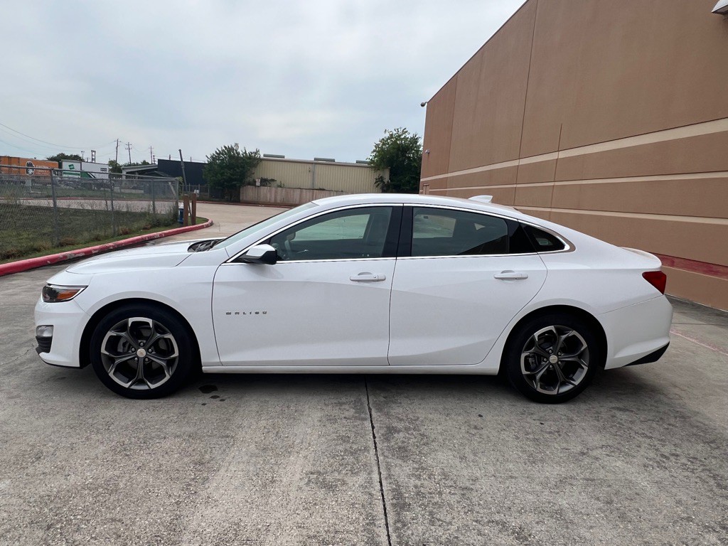 2023 Chevrolet Malibu Image 8