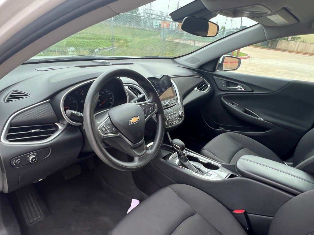 2023 Chevrolet Malibu Image 9
