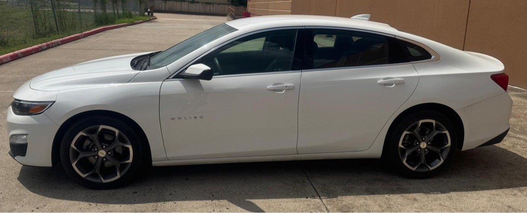 2023 Chevrolet Malibu Image 8