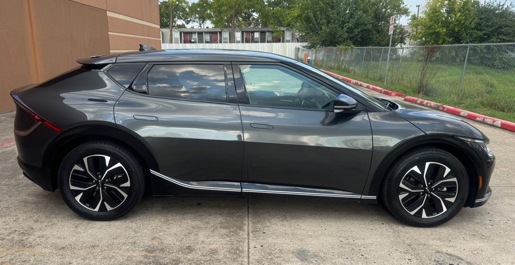 2024 Kia EV6 Image 8