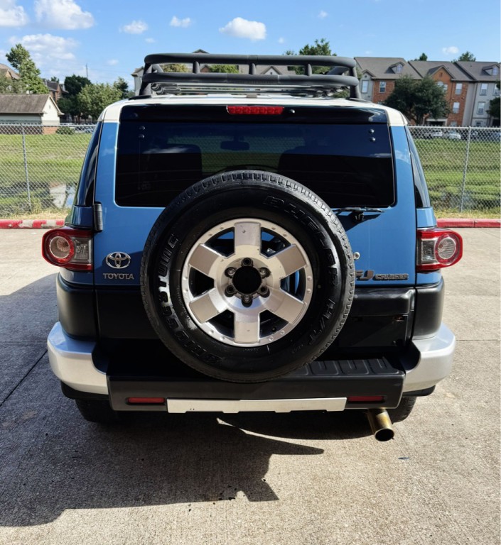 2012 Toyota FJ Cruiser Image 6