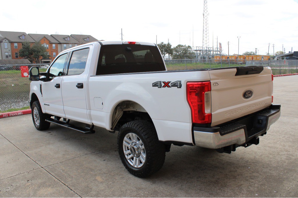 2019 Ford F-250 Image 3