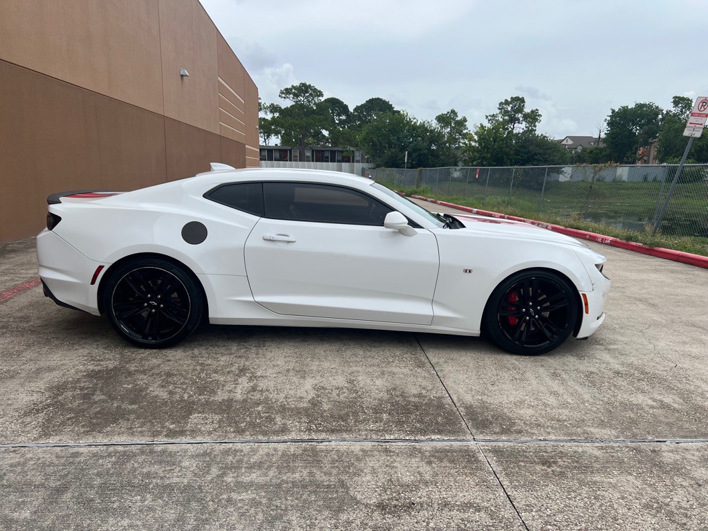 2021 Chevrolet Camaro Image 5