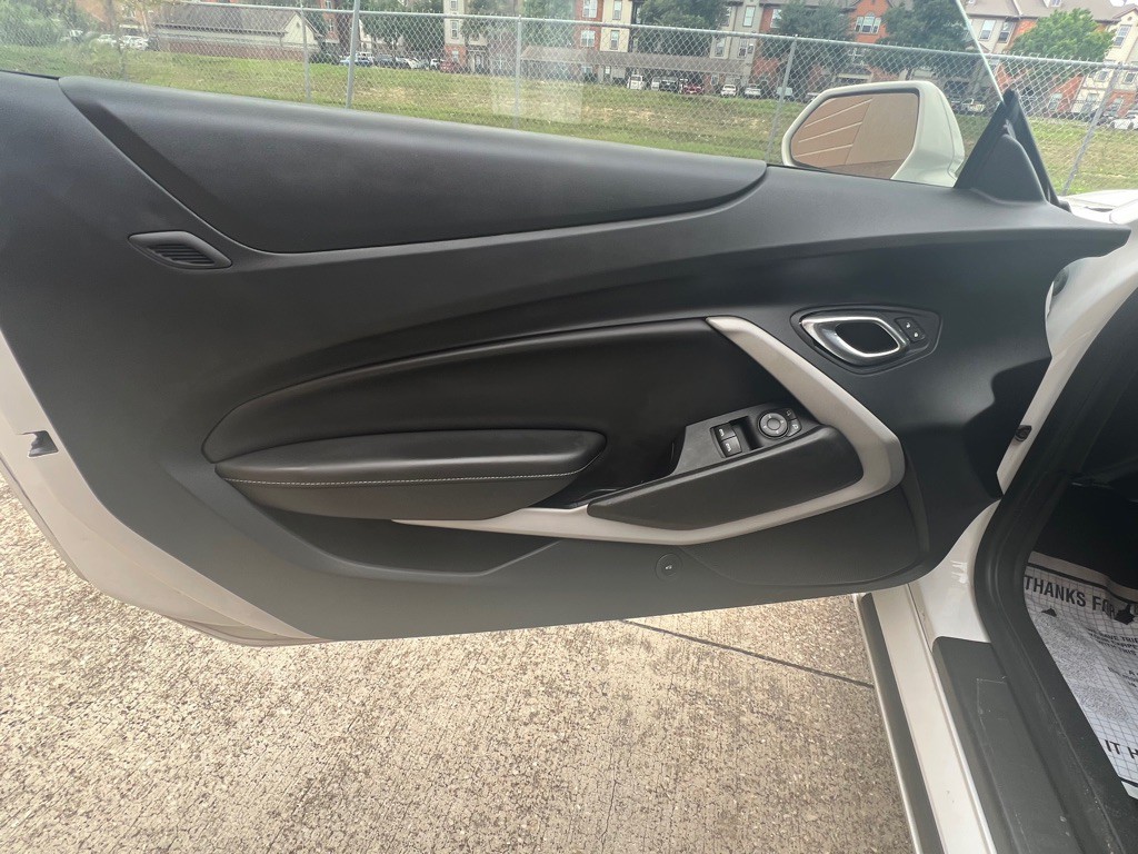 2021 Chevrolet Camaro Image 15