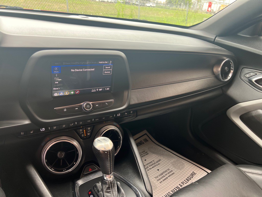 2021 Chevrolet Camaro Image 16