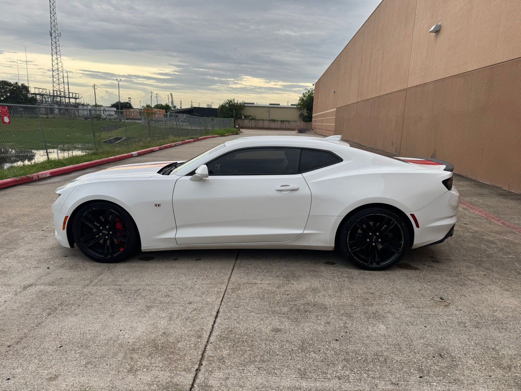 2021 Chevrolet Camaro Image 4