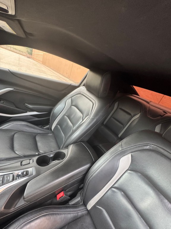 2021 Chevrolet Camaro Image 8
