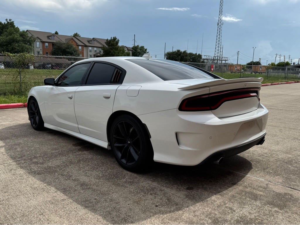 2021 Dodge Charger Image 3