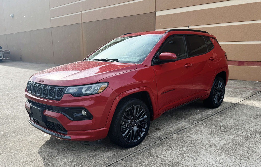 2023 Jeep Compass Image 2