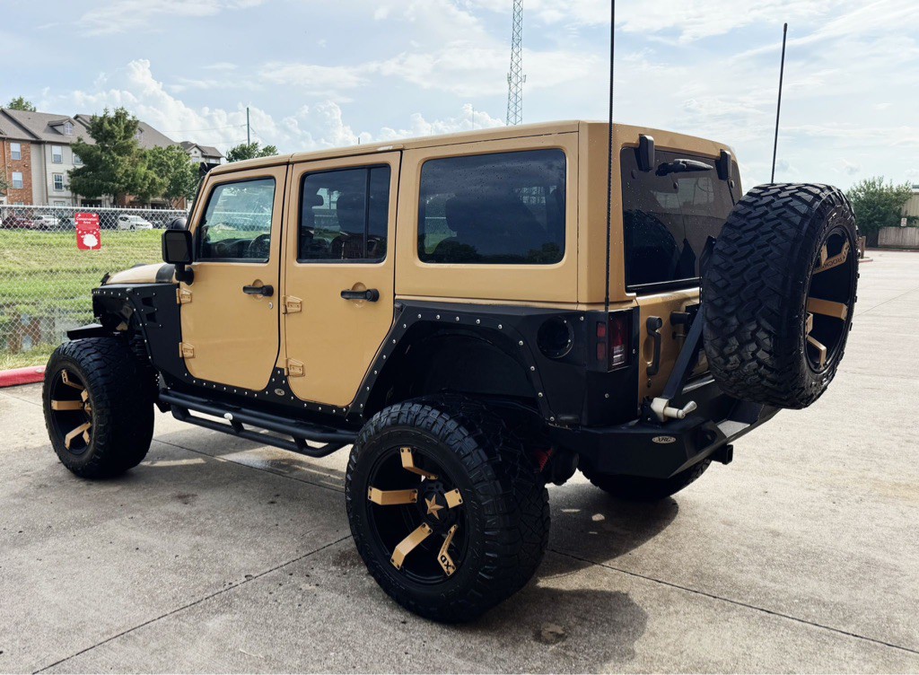 2014 Jeep Wrangler Unlimited Image 3