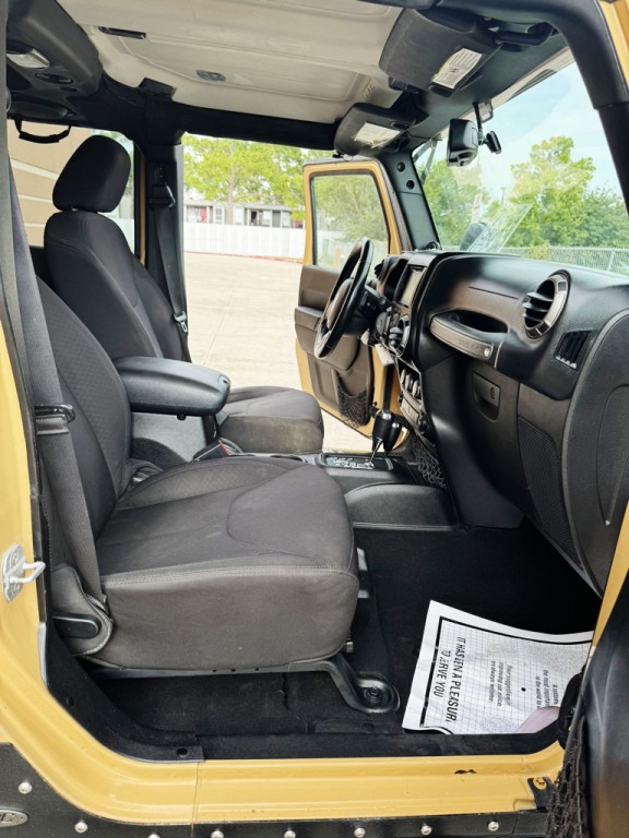 2014 Jeep Wrangler Unlimited Image 12