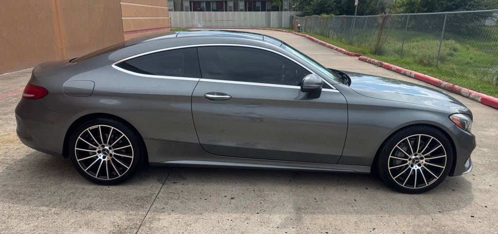 2017 Mercedes-Benz C-Class Image 7