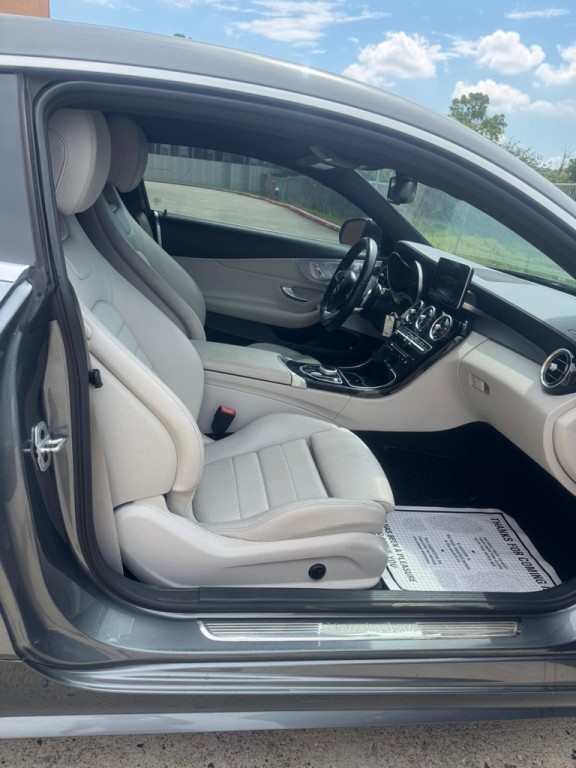 2017 Mercedes-Benz C-Class Image 11