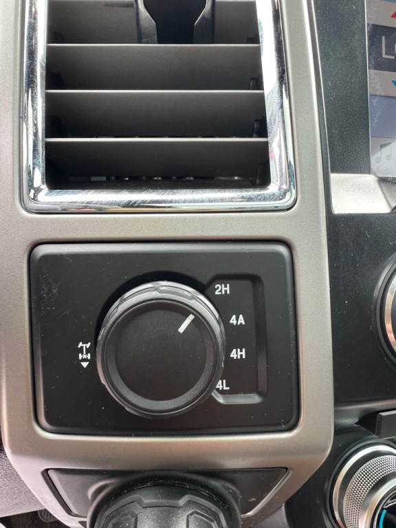 2016 Ford F-150 Image 20