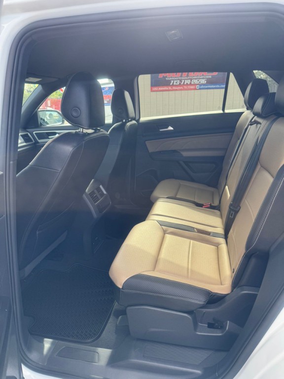 2021 Volkswagen Atlas Cross Sport Image 10