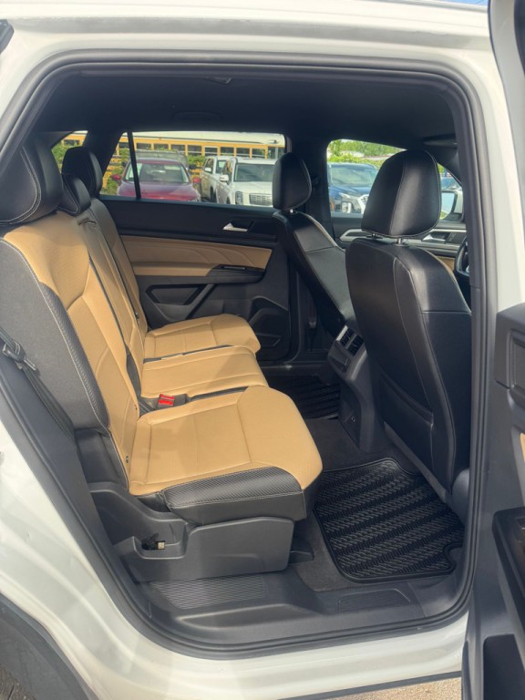 2021 Volkswagen Atlas Cross Sport Image 12