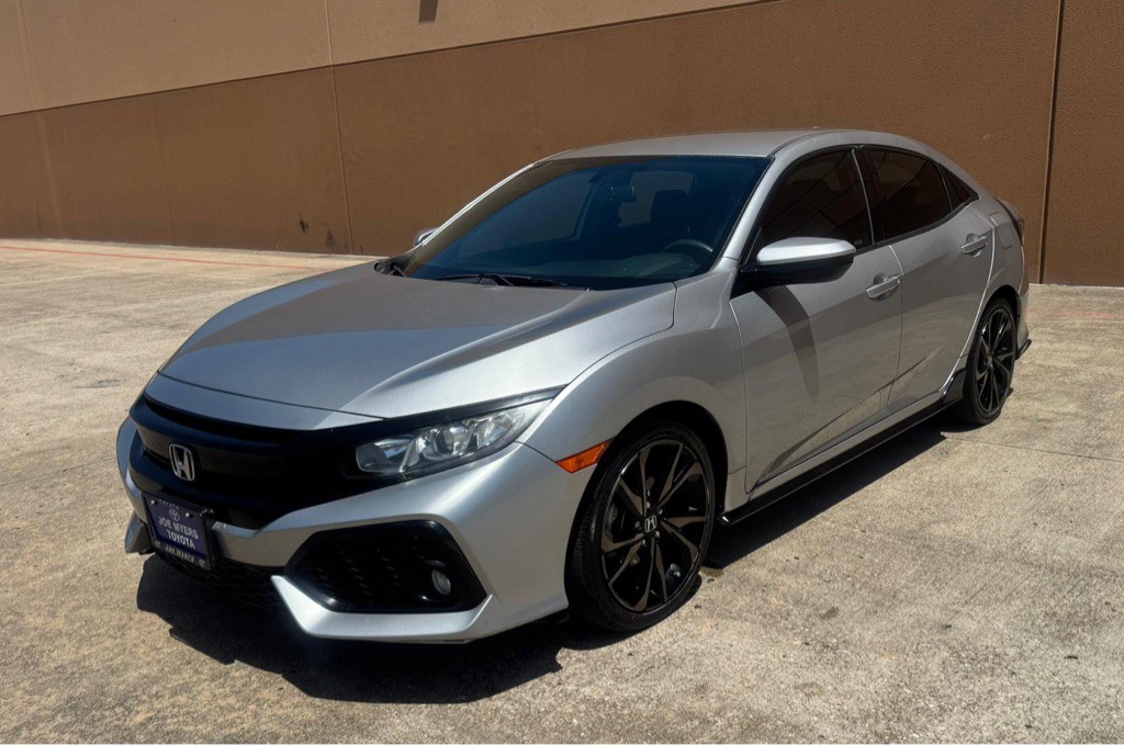 2017 Honda Civic Image 2