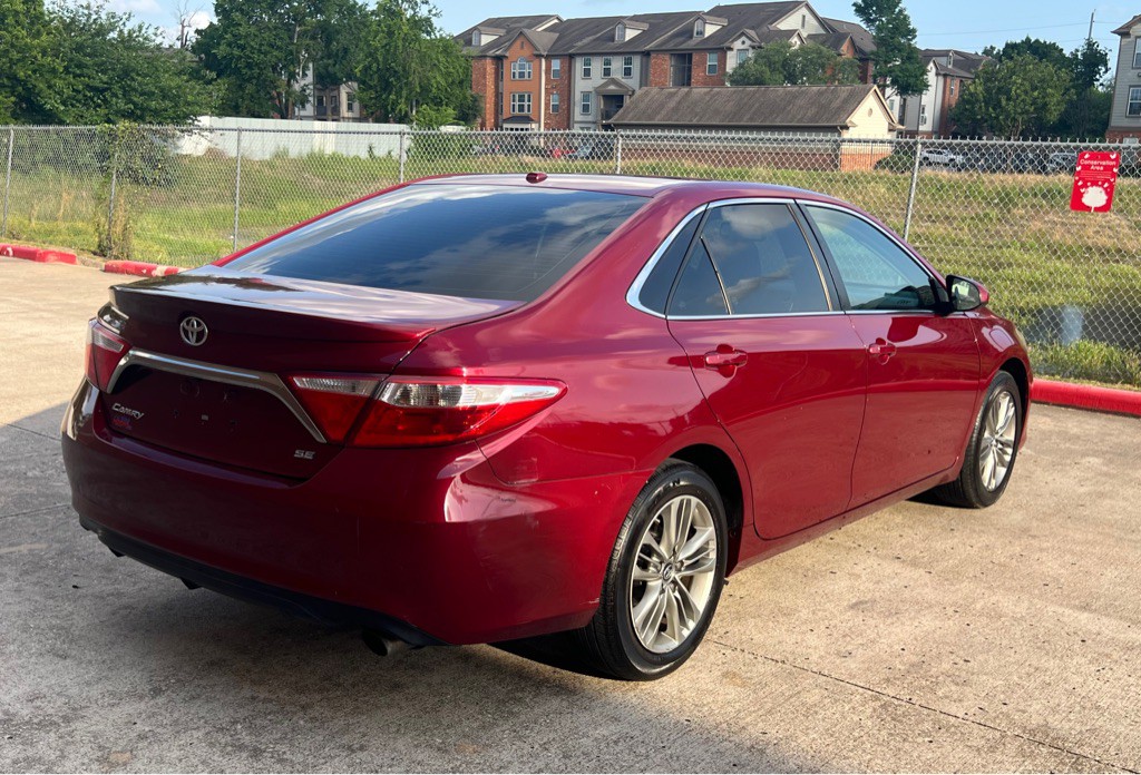 2016 Toyota Camry Image 4