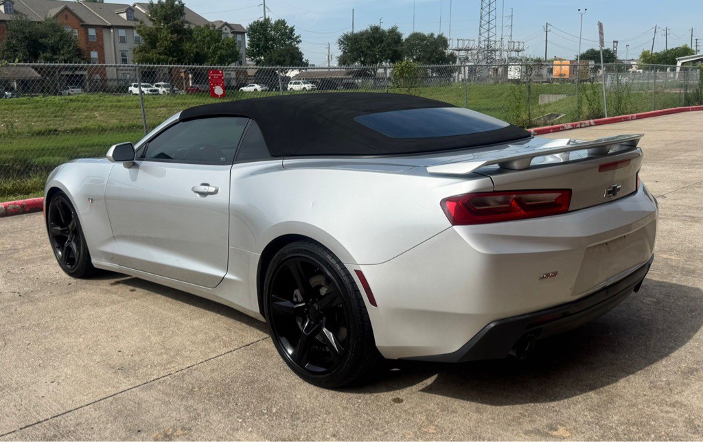 2018 Chevrolet Camaro Image 4