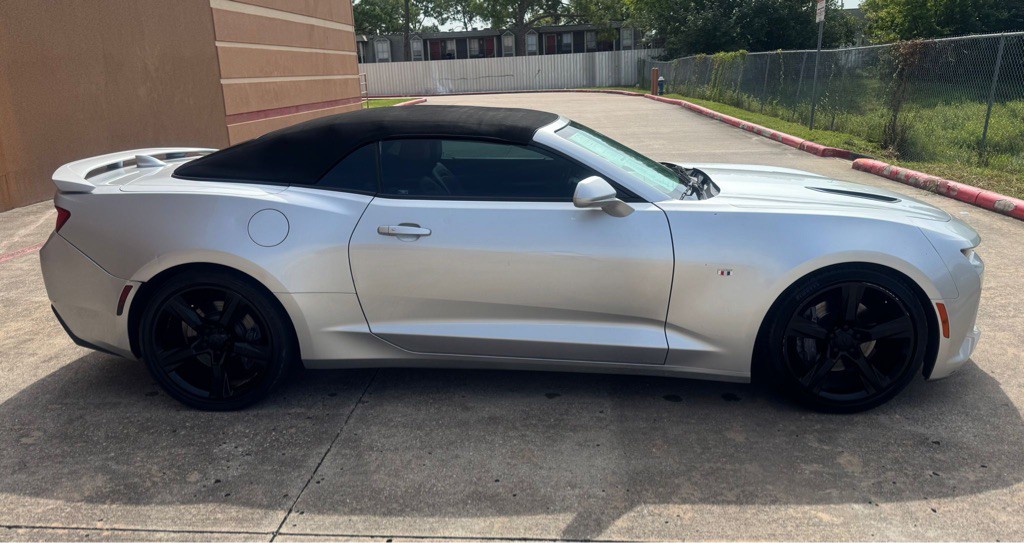 2018 Chevrolet Camaro Image 8