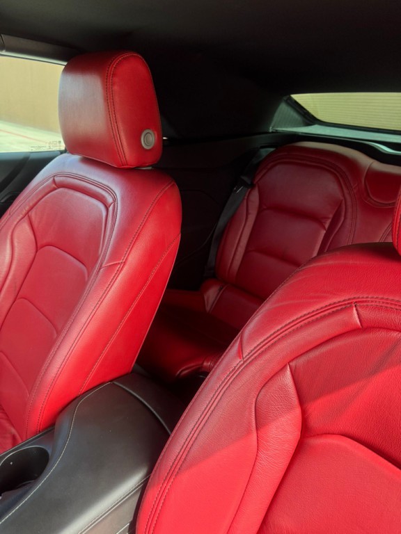 2018 Chevrolet Camaro Image 12