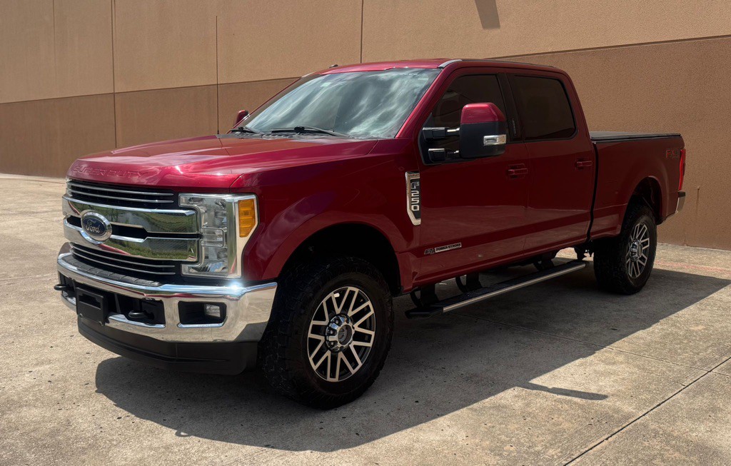 2017 Ford F-250 Image 2