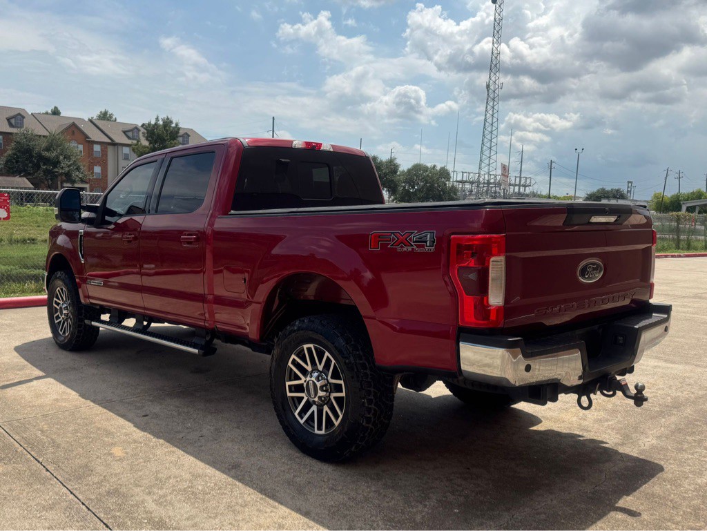 2017 Ford F-250 Image 3