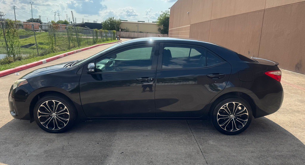 2016 Toyota Corolla Image 7