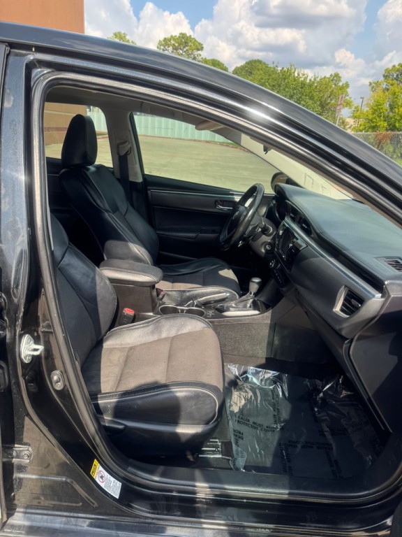 2016 Toyota Corolla Image 9
