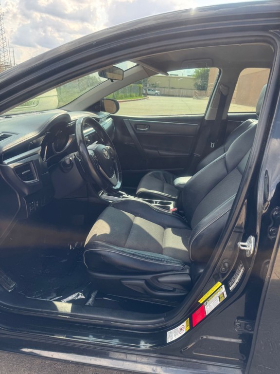2016 Toyota Corolla Image 13